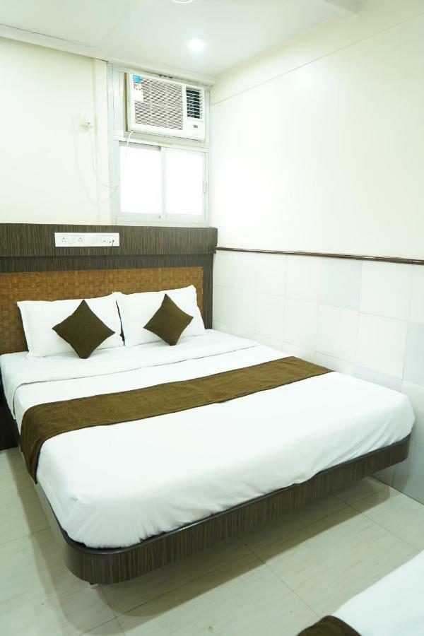Hotel Sharda Residency Mumbai Exterior foto