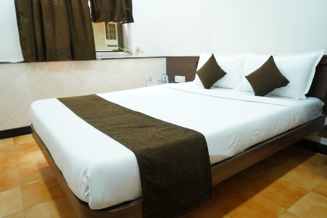 Hotel Sharda Residency Mumbai Exterior foto